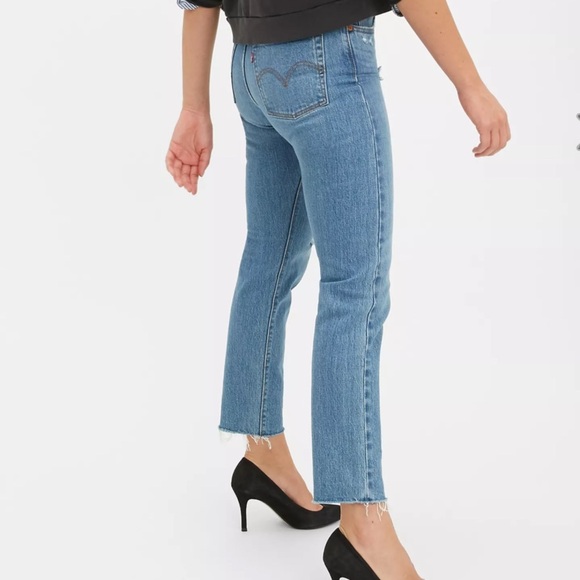 Levi's Denim - Levi’s Wedgie Icon Fit Distressed Ankle Length Jeans Size 27 228610066 Jive Taps
